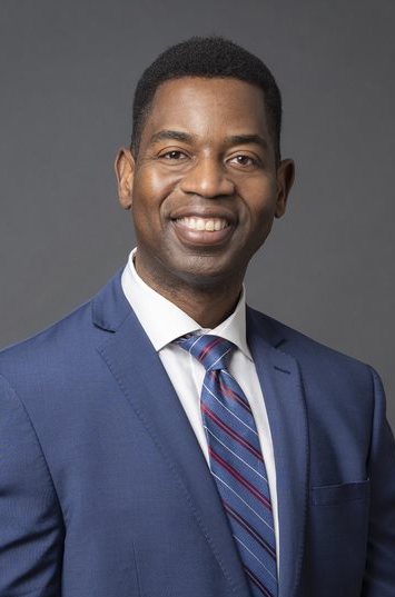 headshot of Gregory Fowler