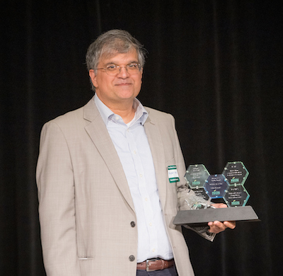 Jafri with his award