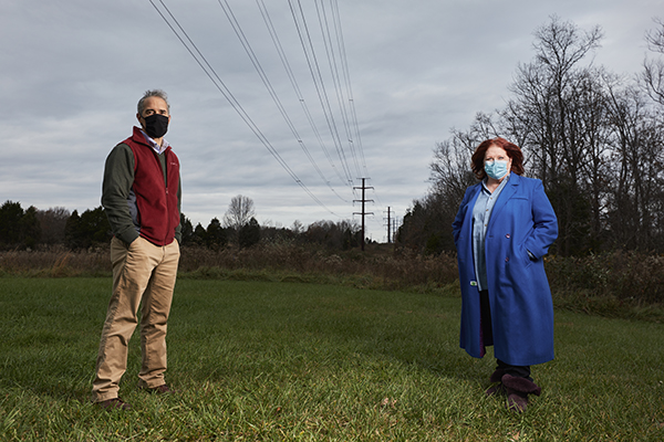 Anthony Falsetti and Mary Ellen O'Toole of Mason's growing Forensic Science Program at the site of the new Forensic Science Research and Training Laboratory. Photo by Ian Shiff/Creative Services.