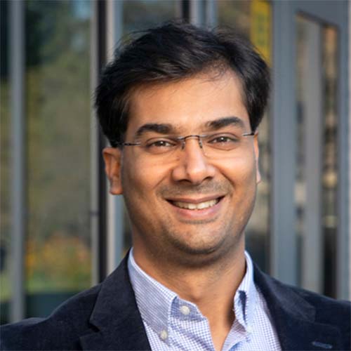 Mason IST associate professor Hemant Purohit