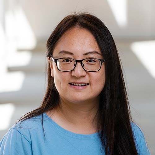 Bioengineering associate professor Qi Wei